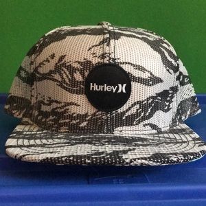Hurley tropical trucker hat